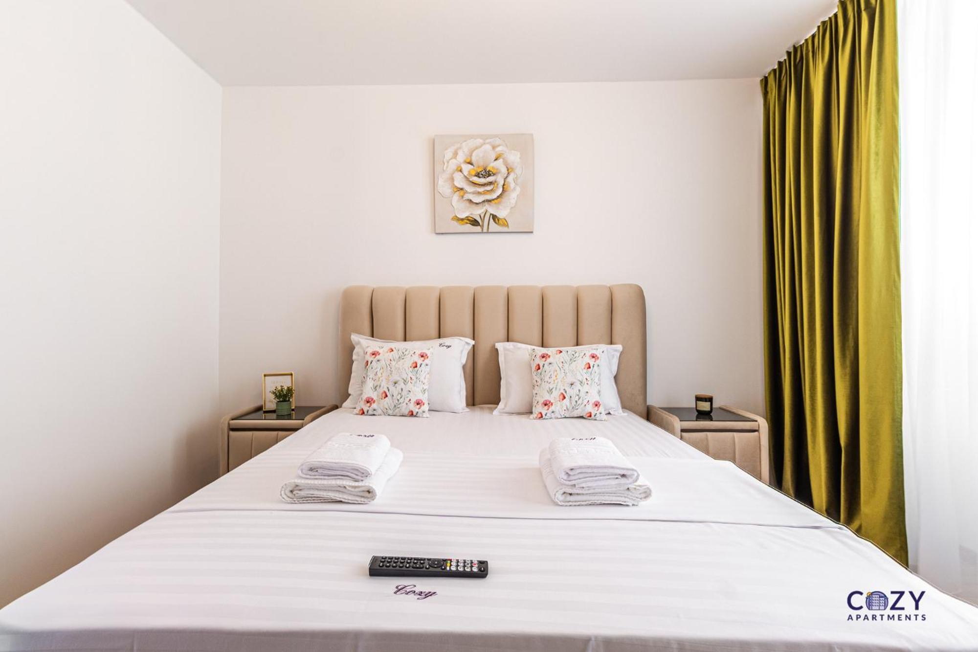 Cozy Brand New Boutique Aparthotel Brasov Exterior photo