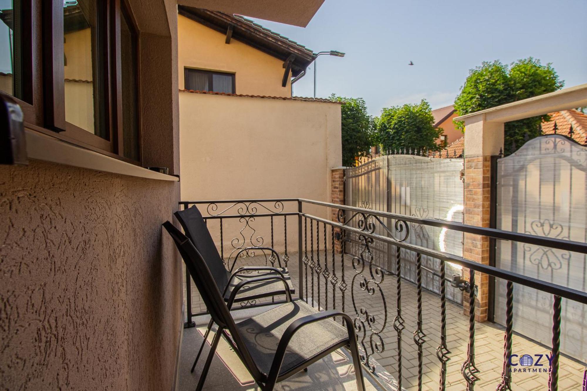 Cozy Brand New Boutique Aparthotel Brasov Exterior photo
